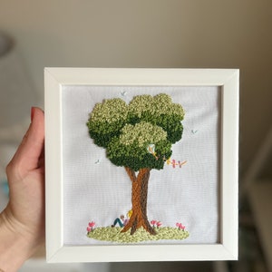 Embroidered tree The Big Oak with kite and girl reading image 1