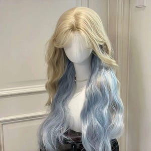 クールガールプラチナグラデーションブルーウィッグハンサムパンクスタイルロングカーリーヘア高温シルクウィッグミドルパート前髪ウィッグ