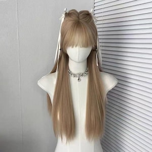 Schattige platinablonde pruik voor meisjes, lang steil golvend haar in lolitastijl, zoete gouden pony