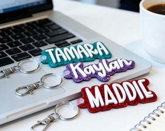 Spersonalizowany brelok z imieniem do plecaka, spersonalizowana akrylowa zawieszka do torby dziecięcej, zawieszka z imieniem do pudełka na lunch i torby na pieluchy