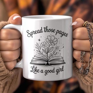 Ich versende diese Seiten Smut Leser Becher, Lustiges Buchliebhaber Geschenk, Würziges Buch Liebhaber Becher, Romantik Kaffeetasse, Booktok Geschenk für Leser, Gag Geschenk für Sie