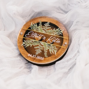 Scatola per anelli in legno con coperchio in vetro acrilico, cuscino per anello con nome personalizzato, decorazione rustica per matrimoni, scatola per anelli di fidanzamento circolare