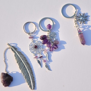 Amethyst Keychain Geschenkbox |  Lesezeichen, Kristallturm | Chakra Geschenk für Kollegen und Mitschüler |  BFF Geschenk | Baum des Lebens | Traumfänger