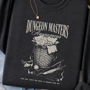 D&D-tröja Dungeon Masters Anonymous, Noir Ink Design, bordspresent, tärningspresent, fantasyrollspel