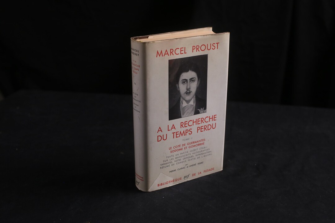 À La Recherche Du Temps Perdu Tome II Marcel Proust, Bibliothèque De La