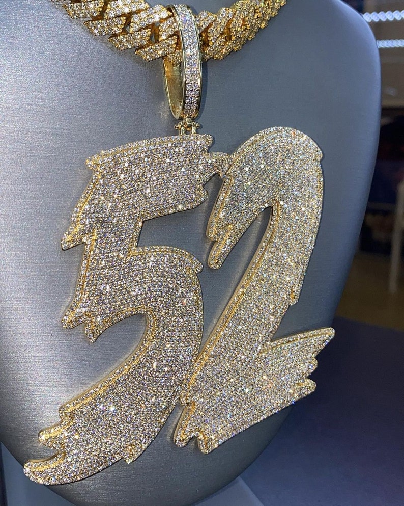 Vvs pendant Clearance