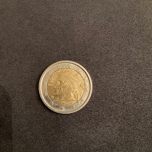 2 euro coin from Italy 2002