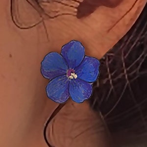 Blue Pimpernel Stud Earrings Hand-Painted Acrylic Flower Earrings zdjęcie 1