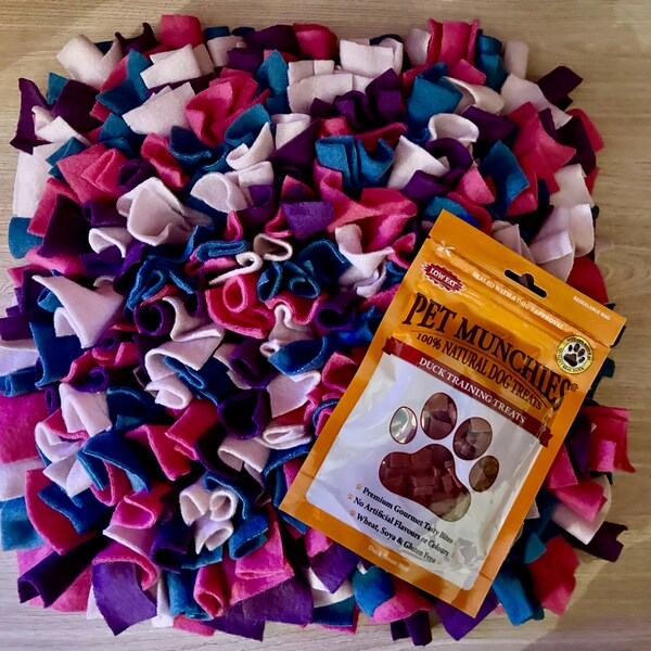 Medium Snuffle Mat / Treat Mat / Enrichment Activity / Gifts for Dogs / Slow Feeder / Dog  Training /Free natural dog treats