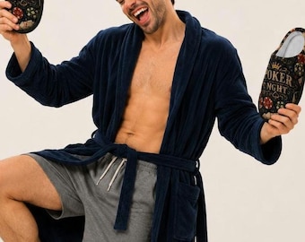 Homens adoram pantufas. Modelos exclusivos que homens com bom gosto irão apreciar. Presente perfeito para seu marido ou namorado.