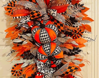 Luxury Fall Pumpkin Wreath XXL, Deluxe Harlequin pumpkin Harvest, Orange and Black Halloween wreath