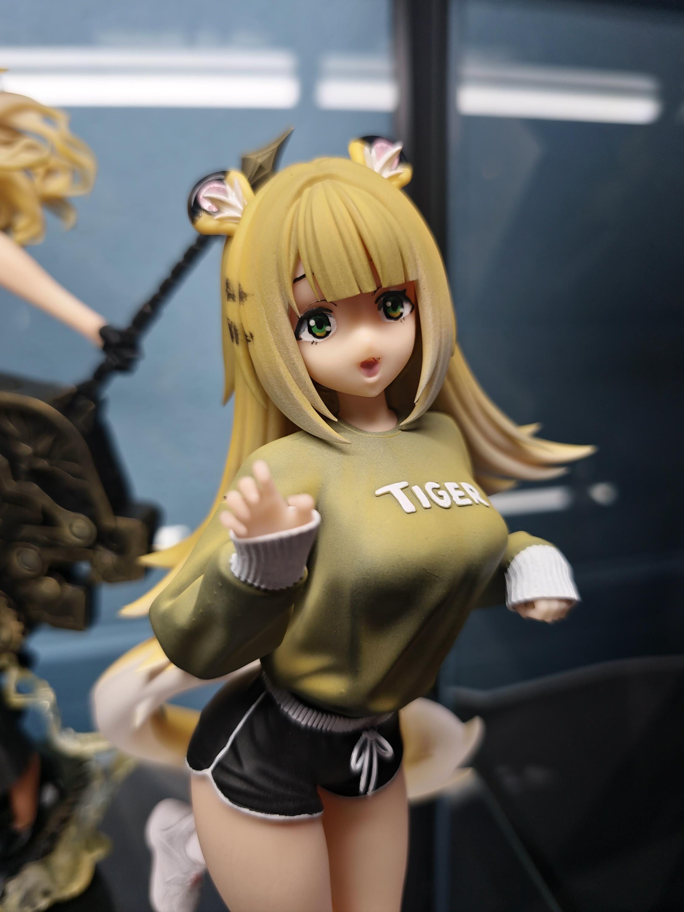 Vivian Zzz Figure