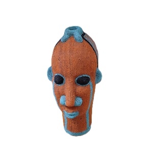 Bamiléké Cameroon Beaded Head African Terracotta and Beaded Sculpture African Tribal Art Ethnic Decoration, Very Beautiful Decorative Object