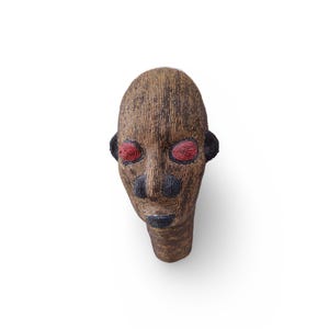 Beaded head Bamiléké Cameroon African sculpture terracotta beads African art tribal ethnic decoration