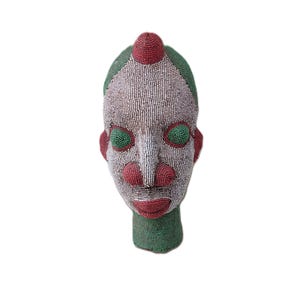 Bamiléké Cameroon Beaded Head African Terracotta and Beaded Sculpture African Tribal Art Ethnic Decoration, Very Beautiful Decorative Object
