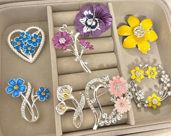 Flower Brooch - Silver Plated Tarnish Free and Gift Boxed - Blue Forget Me Nots, Yellow Daffodils, Violet Pansies, Purple and Pink Daisies