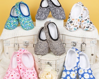 Snoozies! - Womens Super Soft Travel Skinnies Foldable Slippers with Non Slip Sole in Daisy,  Leopard, Zebra, Floral and More