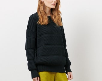 UNISEX Oversized Organic Cotton Sweater. Sustainable Clothing. Perfect Comfy Clothing. Handmade Knitwear. Stylish & Cozy.