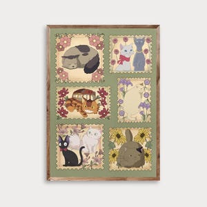 Puede incluir: Una impresi&oacute;n enmarcada con seis ilustraciones de gatos en dise&ntilde;os de sellos postales. Cada sello presenta un gato diferente, rodeado de flores. La paleta de colores incluye verdes, marrones y tonos pastel, creando una est&eacute;tica caprichosa y art&iacute;stica.