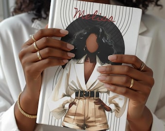 Diario personalizzato per donne nere: quaderno con illustrazioni di moda afrocentriche