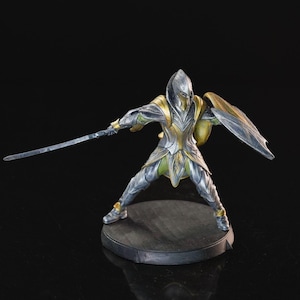 32mm Set of 4 Different Elven Soldiers Miniatures