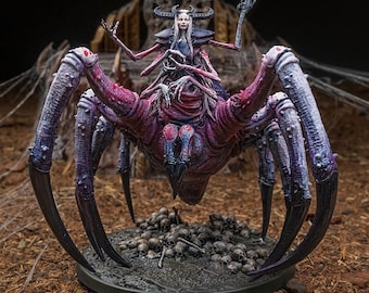 Spider Queen Loth Miniature 32mm