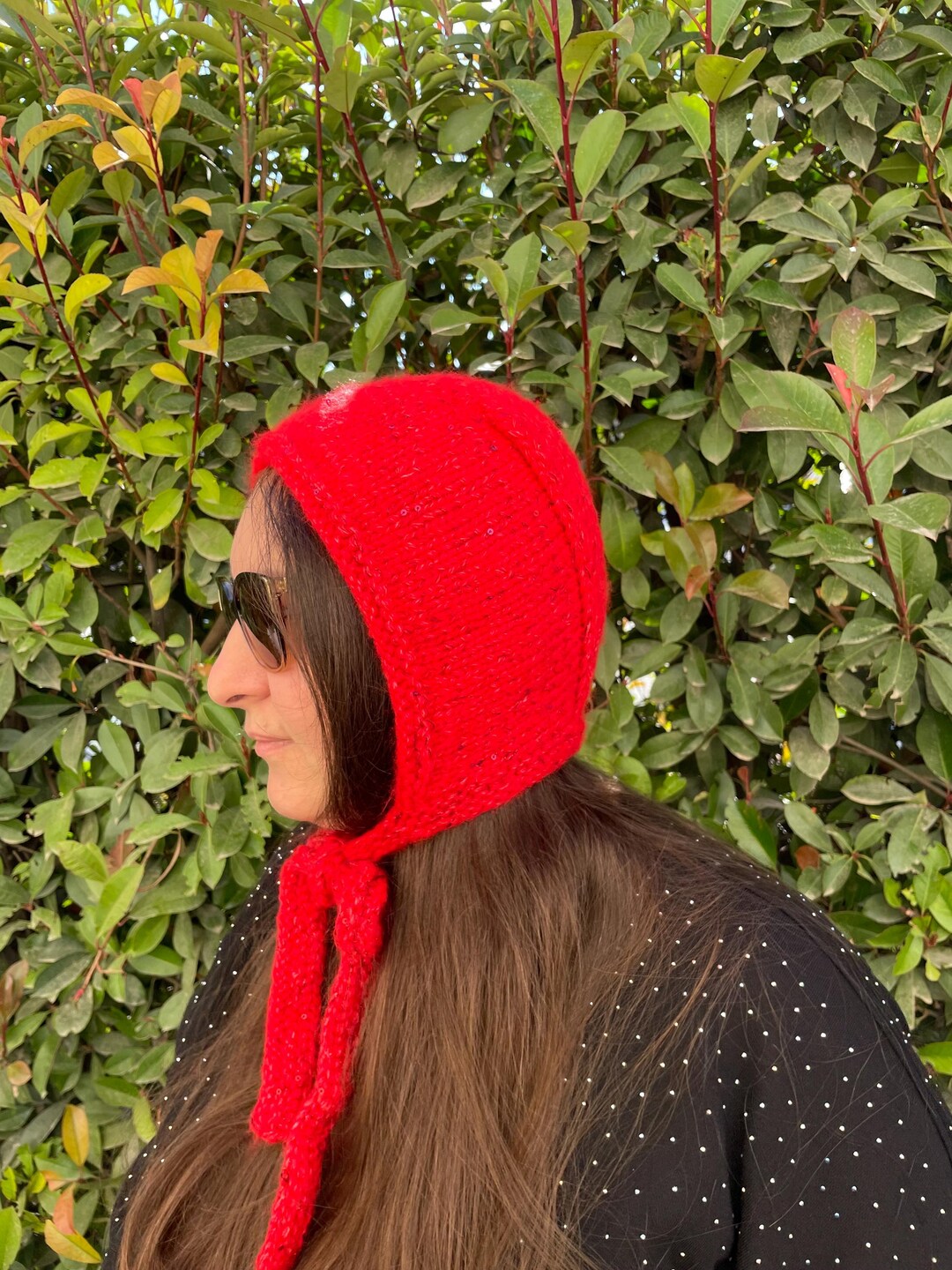 Red Knited Mohair Bonnet With Ties and Sequins, Vintage
