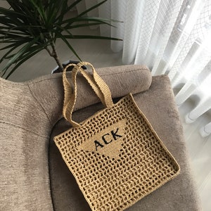 Sac fourre-tout en raphia au crochet, sac de plage en raphia, sac hobo personnalisé, sac en filet, sac en paille d'été, sac seau, sac shopping, sac au crochet image 1