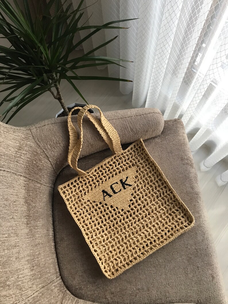 Sac fourre-tout en raphia au crochet, sac de plage en raphia, sac hobo personnalisé, sac en filet, sac en paille d'été, sac seau, sac shopping, sac au crochet image 1