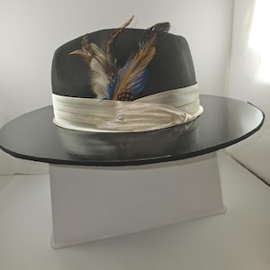 Wool Feather Brim FEDORA FELT HAT, Classic Gentleman&#39;s Fedora Featuring Vegan Wool Brim Hat