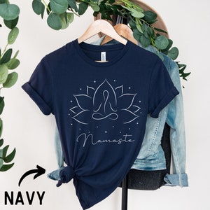 Namaste Lotusblume, Yoga Shirt, Yoga Tshirt, Sport Shirt, Geschenk für ihn, Geschenk für sie, Yoga Geschenk, Spiritual Shirt, Lotusblüte Navy