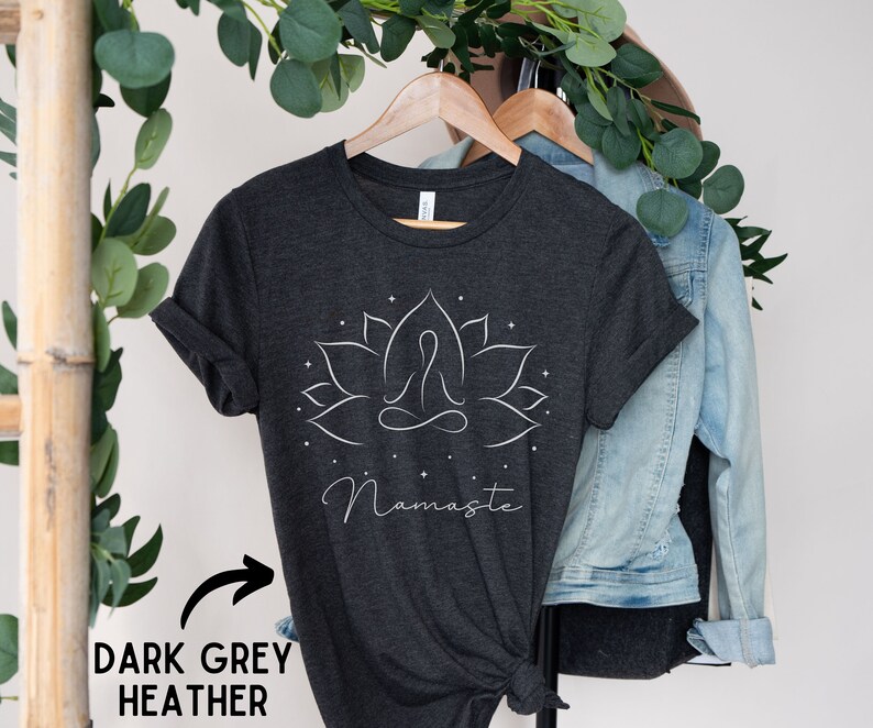 Namaste Lotusblume, Yoga Shirt, Yoga Tshirt, Sport Shirt, Geschenk für ihn, Geschenk für sie, Yoga Geschenk, Spiritual Shirt, Lotusblüte Dark Grey Heather