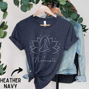 Namaste Lotusblume, Yoga Shirt, Yoga Tshirt, Sport Shirt, Geschenk für ihn, Geschenk für sie, Yoga Geschenk, Spiritual Shirt, Lotusblüte Bild 7