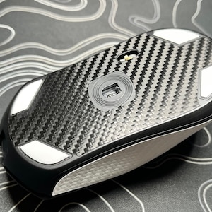 Finalmouse ULX Medium (Lion) Copertura antipolvere - 2 confezioni di piastre di base in vinile, scegli 2 texture