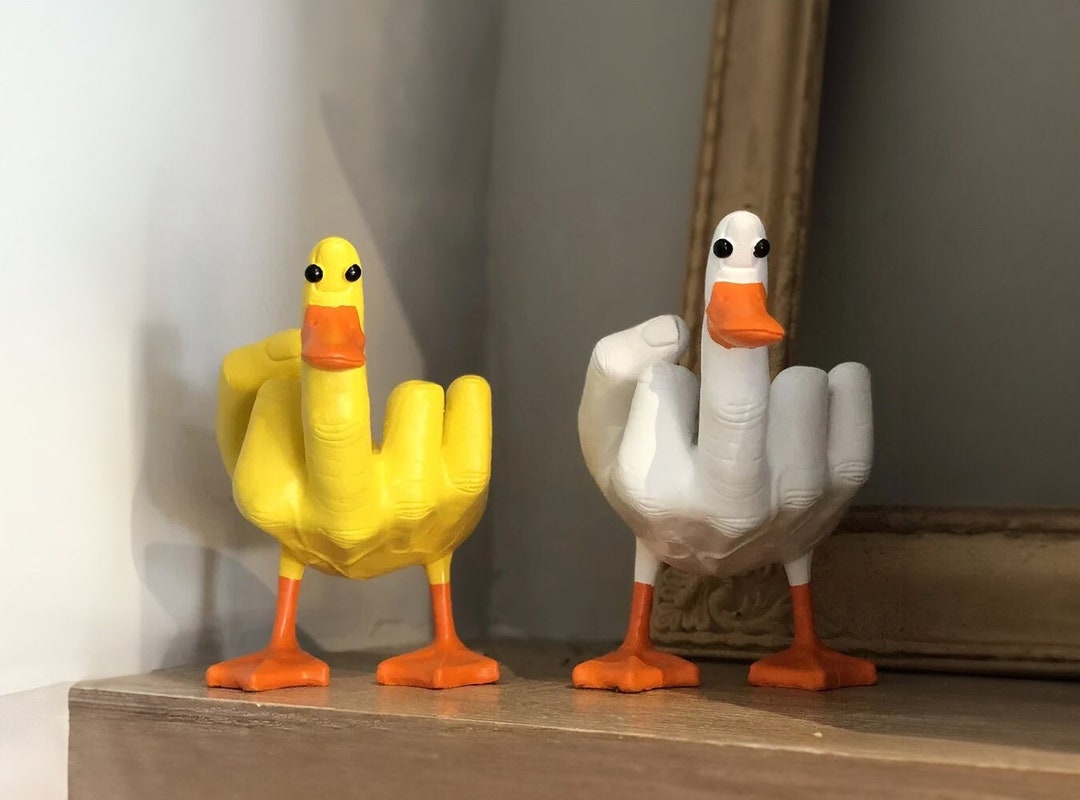 Middle Finge Duck Bottle, 10oz Glass Statue Wine Bottle