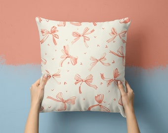 Cojín cuadrado Coquette, Cojín con lazo rosa, Cojín decorativo con lazo rosa, Coqueta, Decoración estética para dormitorio, Cojín para sala de estar con lazo rosa, Crema