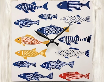 Reloj de pared abstracto con forma de pez, redondo o cuadrado, para cocina, sala de estar, regalo nuevo para el hogar, divertido reloj de peces coloridos, reloj estético de pescador, regalo