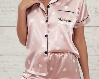 Silky pyjamas. short sleeve/leg. Adults.
