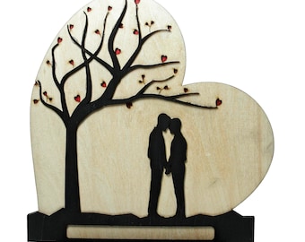 Lovers Tree Display – Loving Gay Male Couple