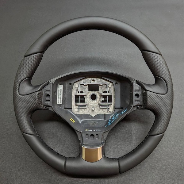 Handmade: custom Steering Wheel for Peugeot 3008 - Your style, Your Choice