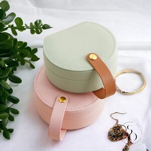 Fabric ring holder shop