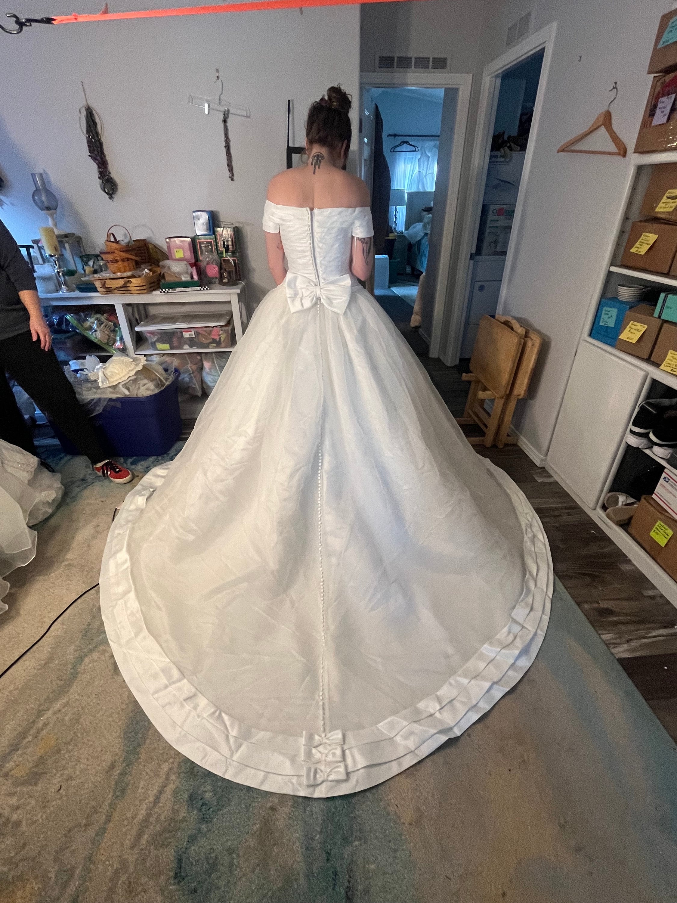 navy blue dress for baby girl Used Vera Wang Vintage Vera Wang Wedding Dress main image 1