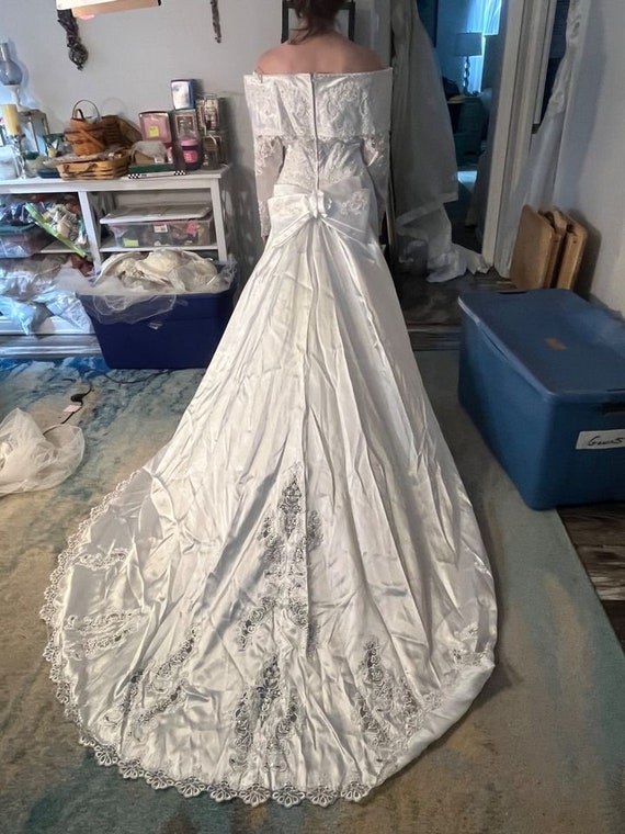 Vintage 90's wedding dress size 10. (dress #68) - image 7