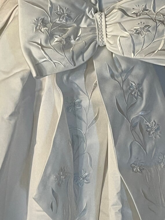 Stunning Vintage Wedding gown size 8 (dress # 201) - image 2