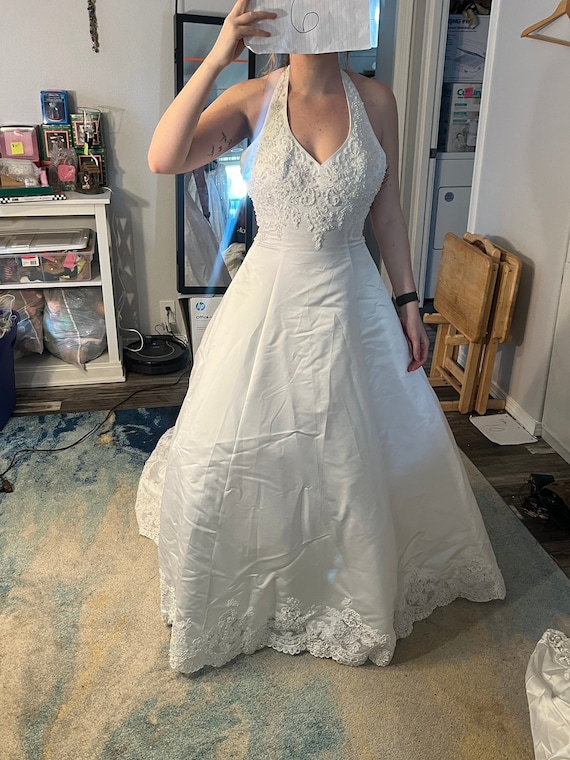 Vintage halter top Wedding Dress. Size 6 (dress #… - image 1