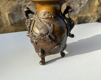 Japanese bronze vase