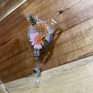 Baby Onsie Abzeichen Reel, Badge Reel, Floral Badge Reel, Krankenschwester, medizinisch, Arbeit und Entbindung, lvn, rn, pa, harz abzeichen, medizinisches Abzeichen