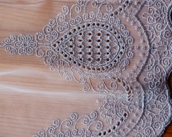 Floral Lace Tulle Curtain: Elegant White-Gray Sheer Fabric