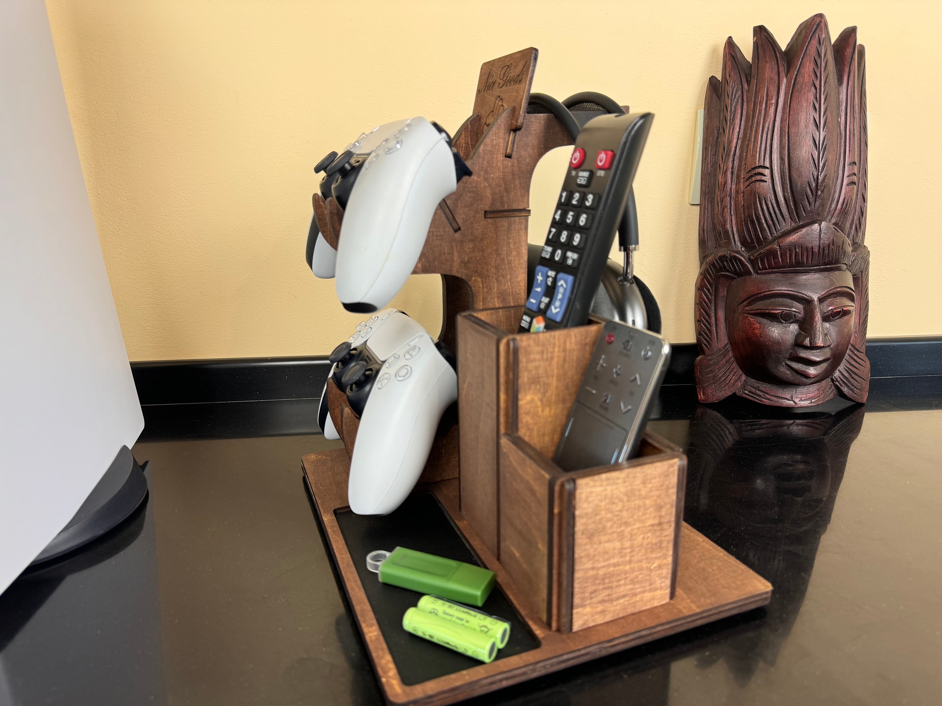 Wooden Controller Stand | Headphone Holder | Desk Organizer | Gaming Decor for Him | Tech Accessories | Personalized Dad Gift