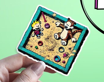 Sticker bac à sable Calvin & Hobbes, sticker ludique et imperméable pour s'amuser dans le sable - Déco pour ordinateurs portables, Kindles, iPads, journaux et bouteilles d'eau